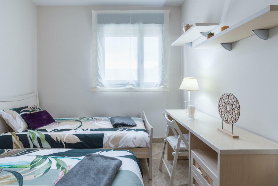 Keywise Perfect Location Next To Maria Zambrano Station, Central , Beach ,Pool And Free Parking Малага Экстерьер фото